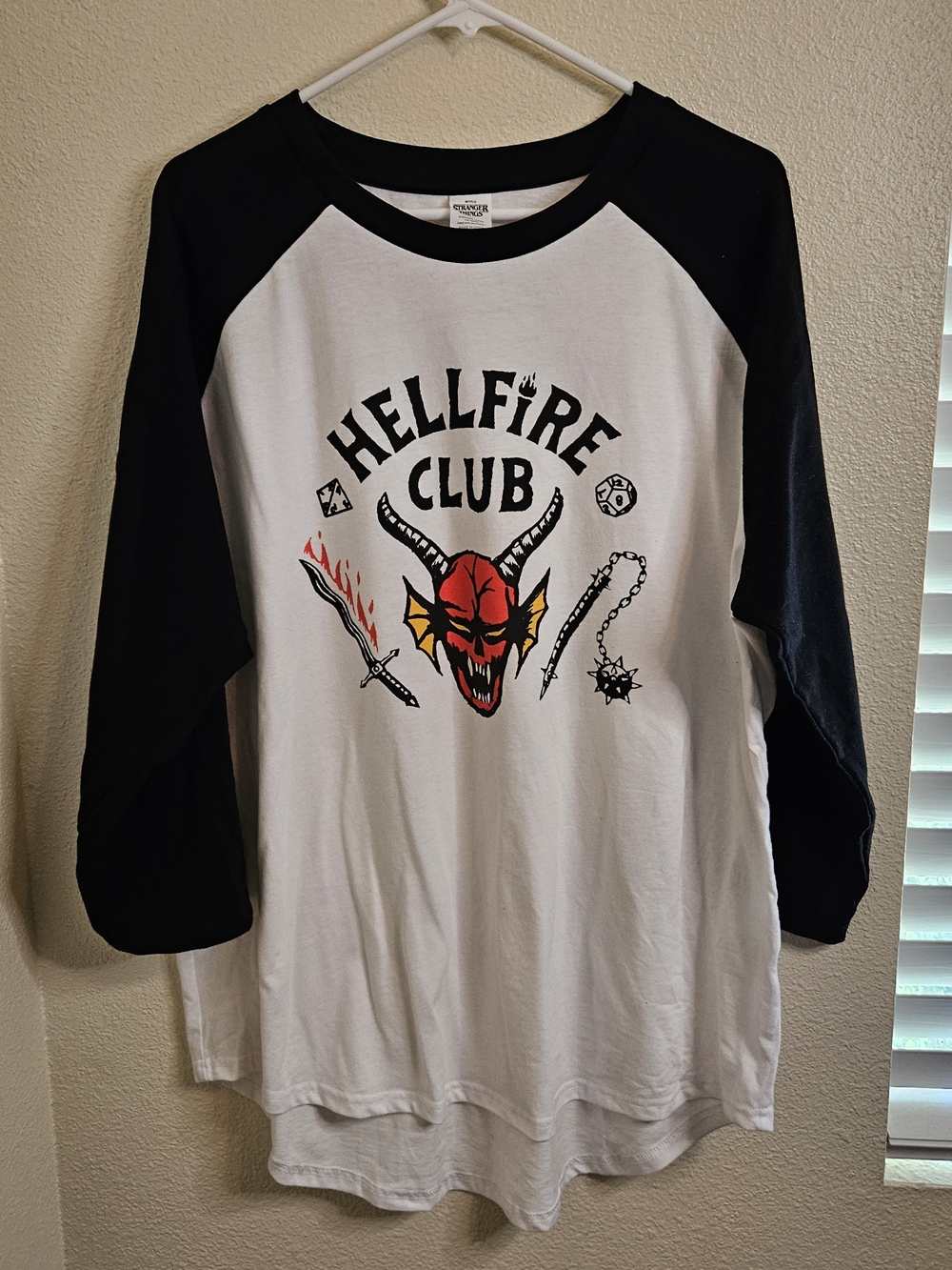 Men Hellfire Club Raglan Tee - Black & White